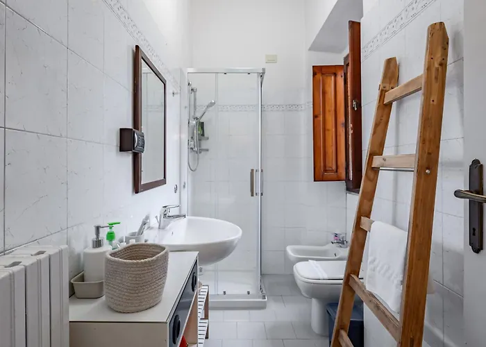 Apartament Guesthost - Beccaria & Sant'ambrogio Lovely Florencja